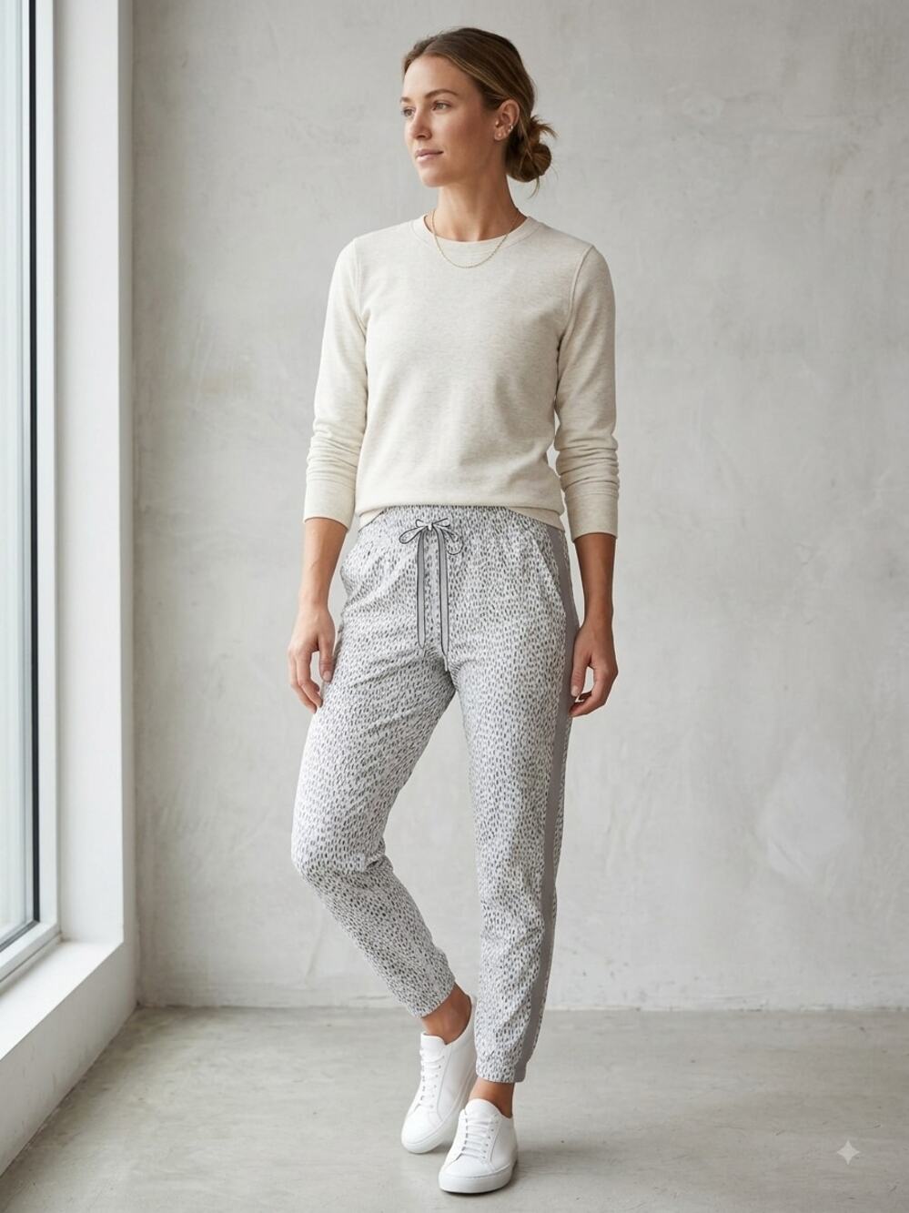 Lululemon Tear Away Dottie Dash Jogger Speckled Cheetah Print Cream Gray Pants 4